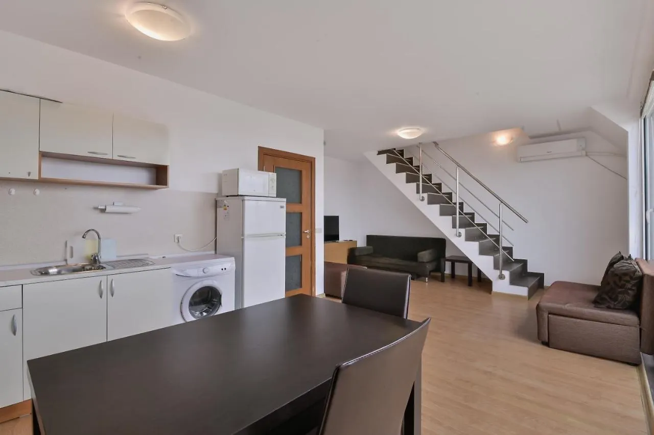 One-Bedroom Maisonette With Spacious Terrace By Flat Mаnager Sofia Apartment