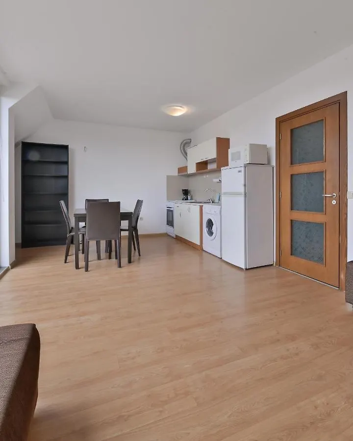 One-Bedroom Maisonette With Spacious Terrace By Flat Mаnager Sofia Apartment
